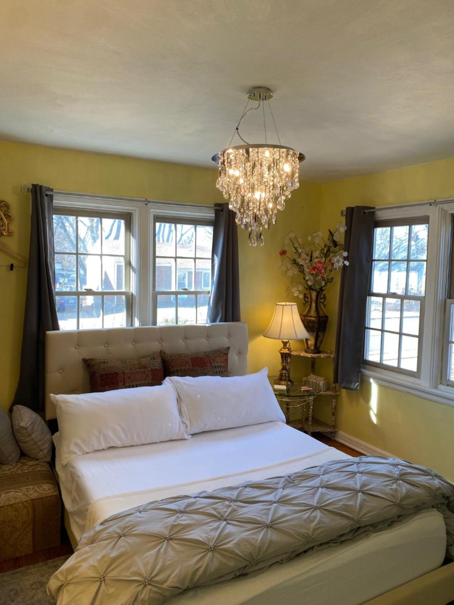 Cozy Room Near Airport & Highway 圣路易斯 外观 照片