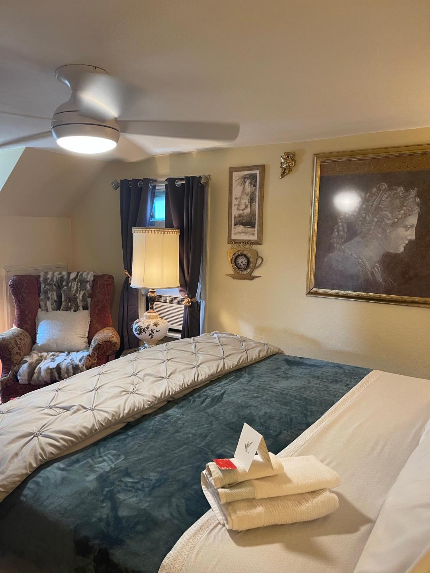 Cozy Room Near Airport & Highway 圣路易斯 外观 照片